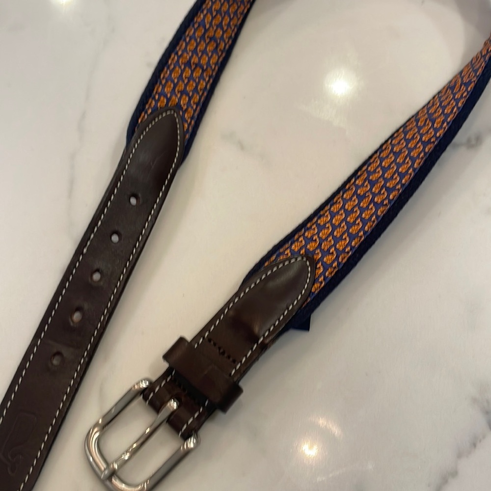 Youth Vineyard Vines belt (basketball)